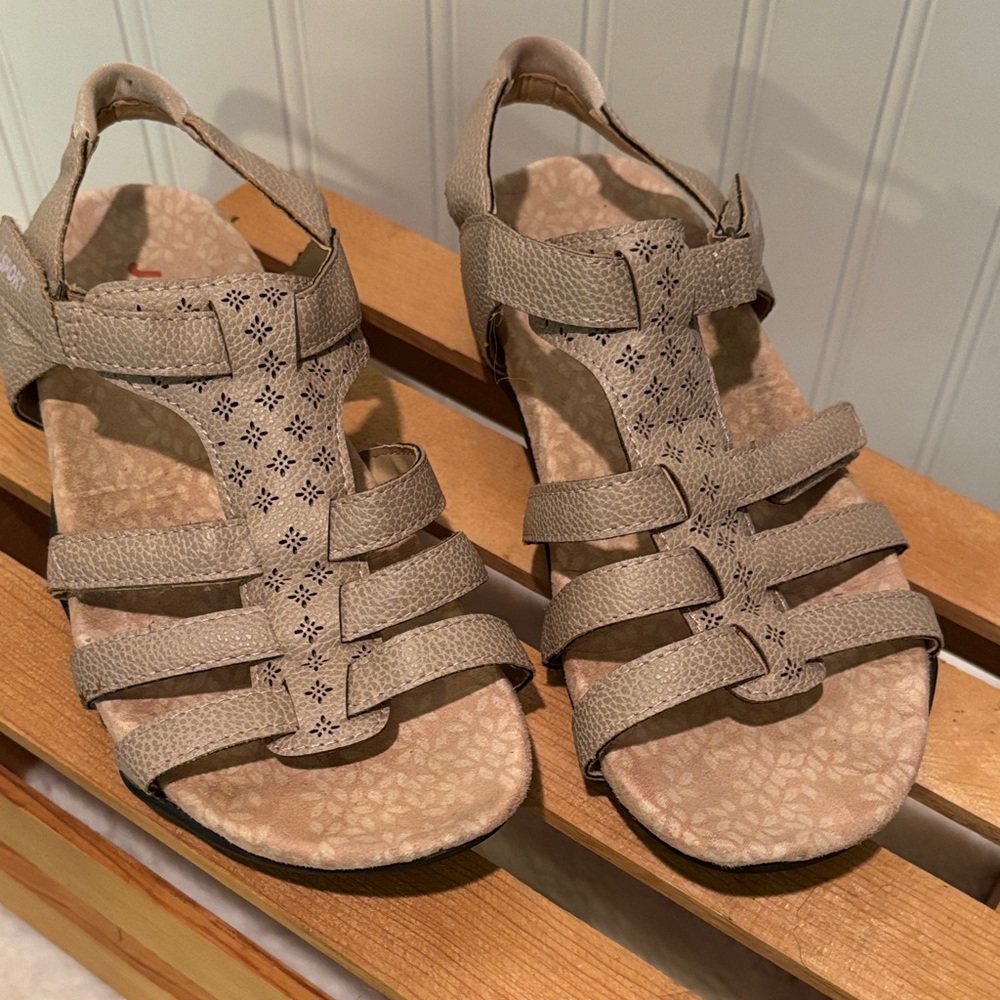 JSport By Jambu Sandals Size 6